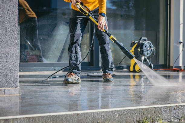 Best Commercial Building Pressure Washing  in Malvern, OH